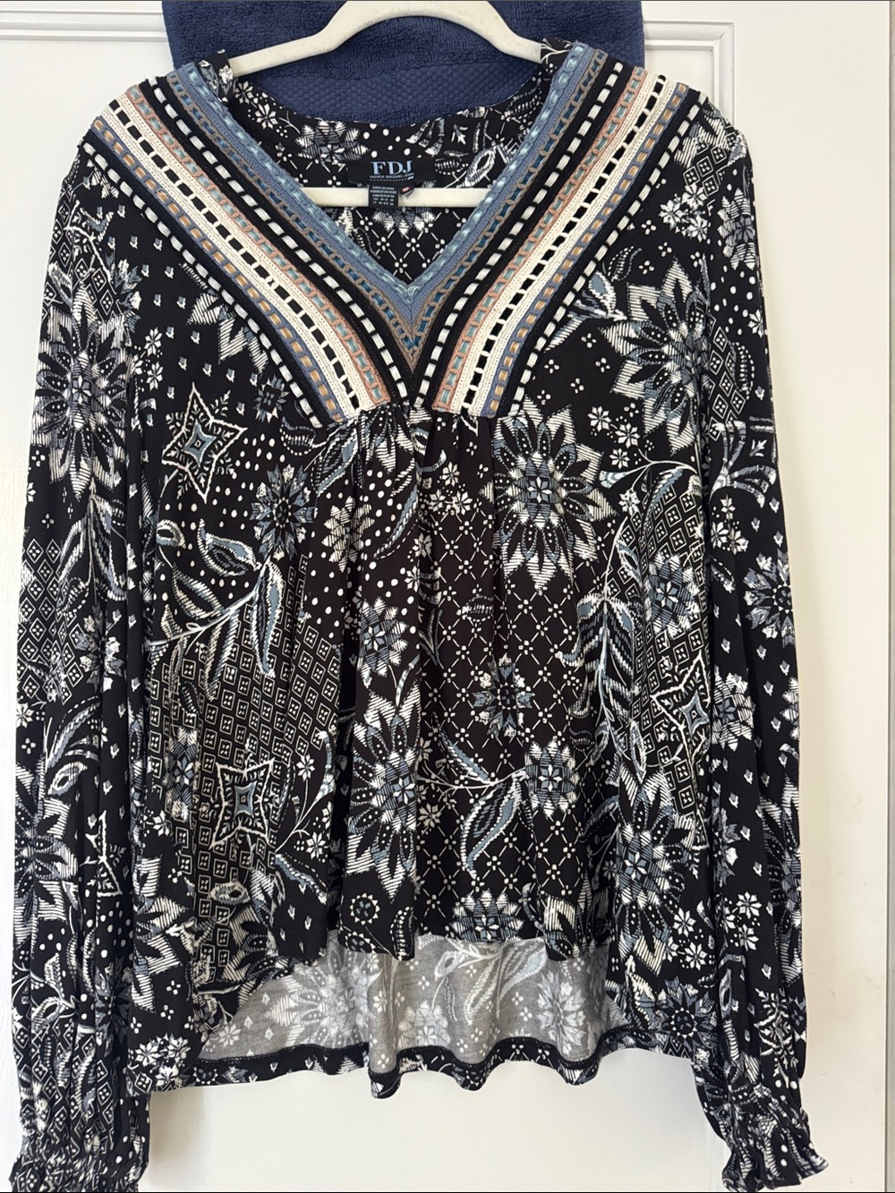 FDJ Navy Blue Floral V-Neck Peasant Blouse